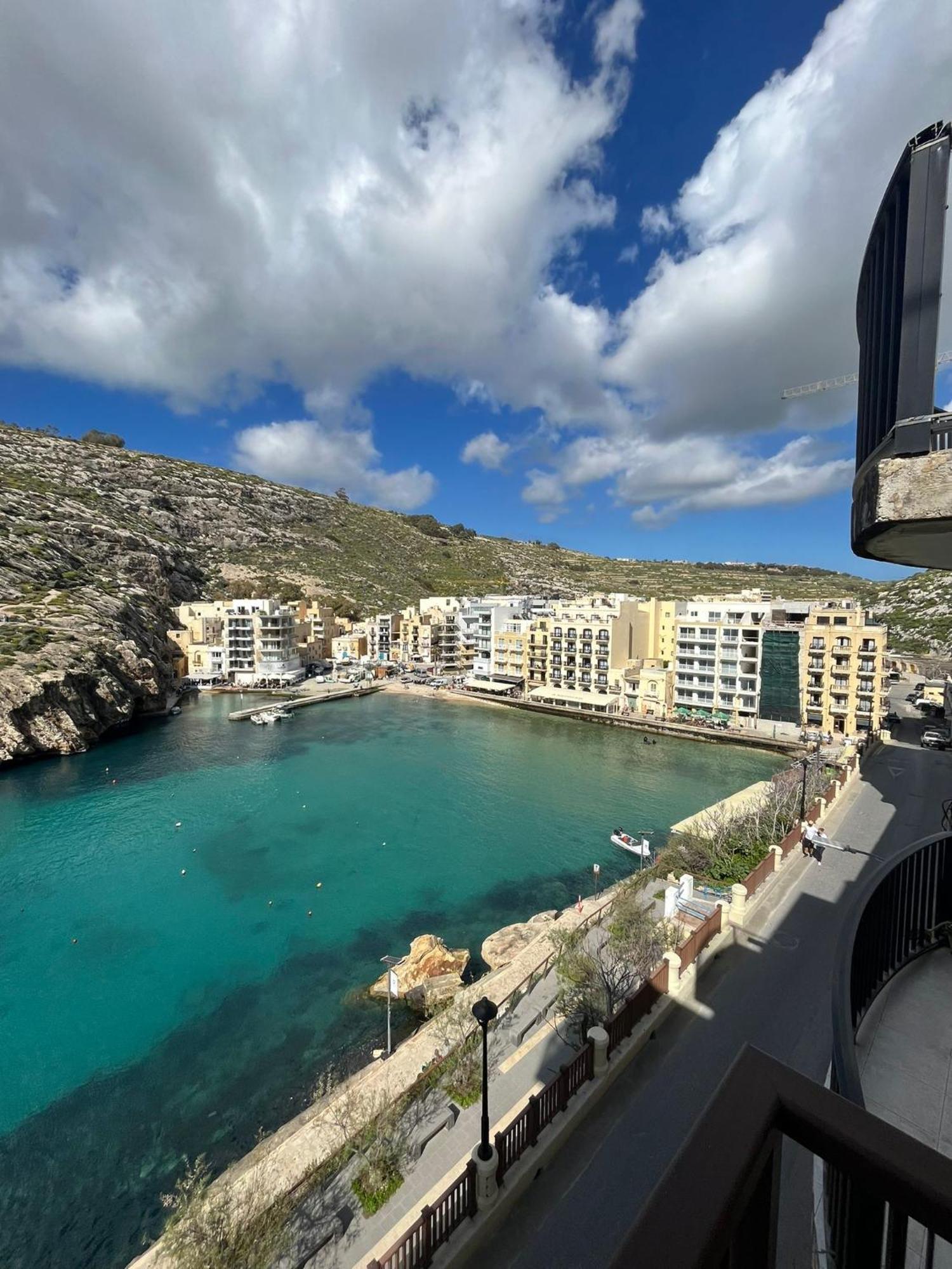 Seafront Apartment With Amazing Sunset View Xlendi Eksteriør bilde
